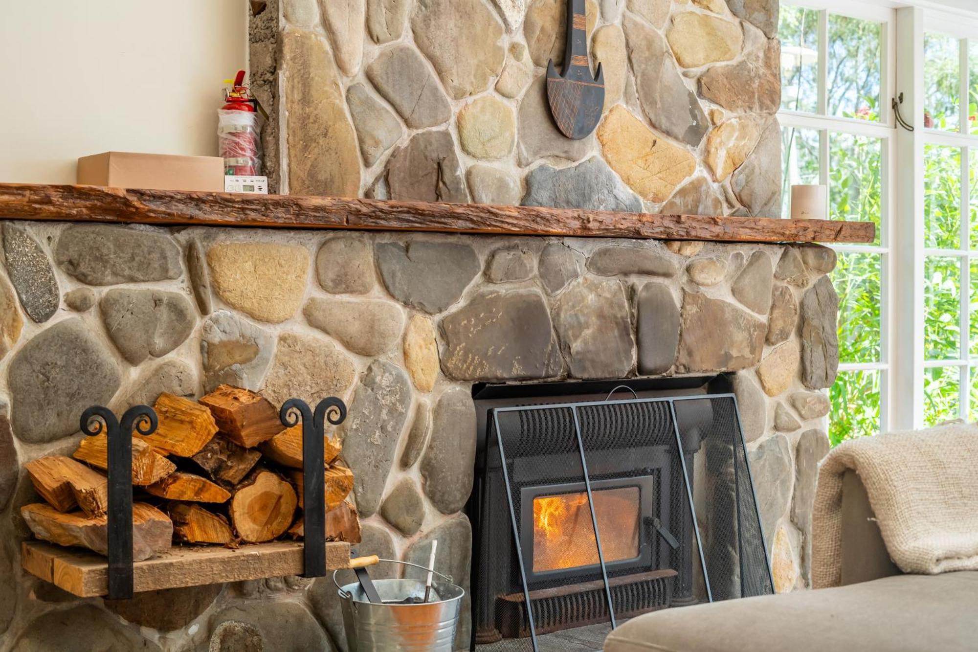 Pinehaven Cottage Upper Hutt Bagian luar foto