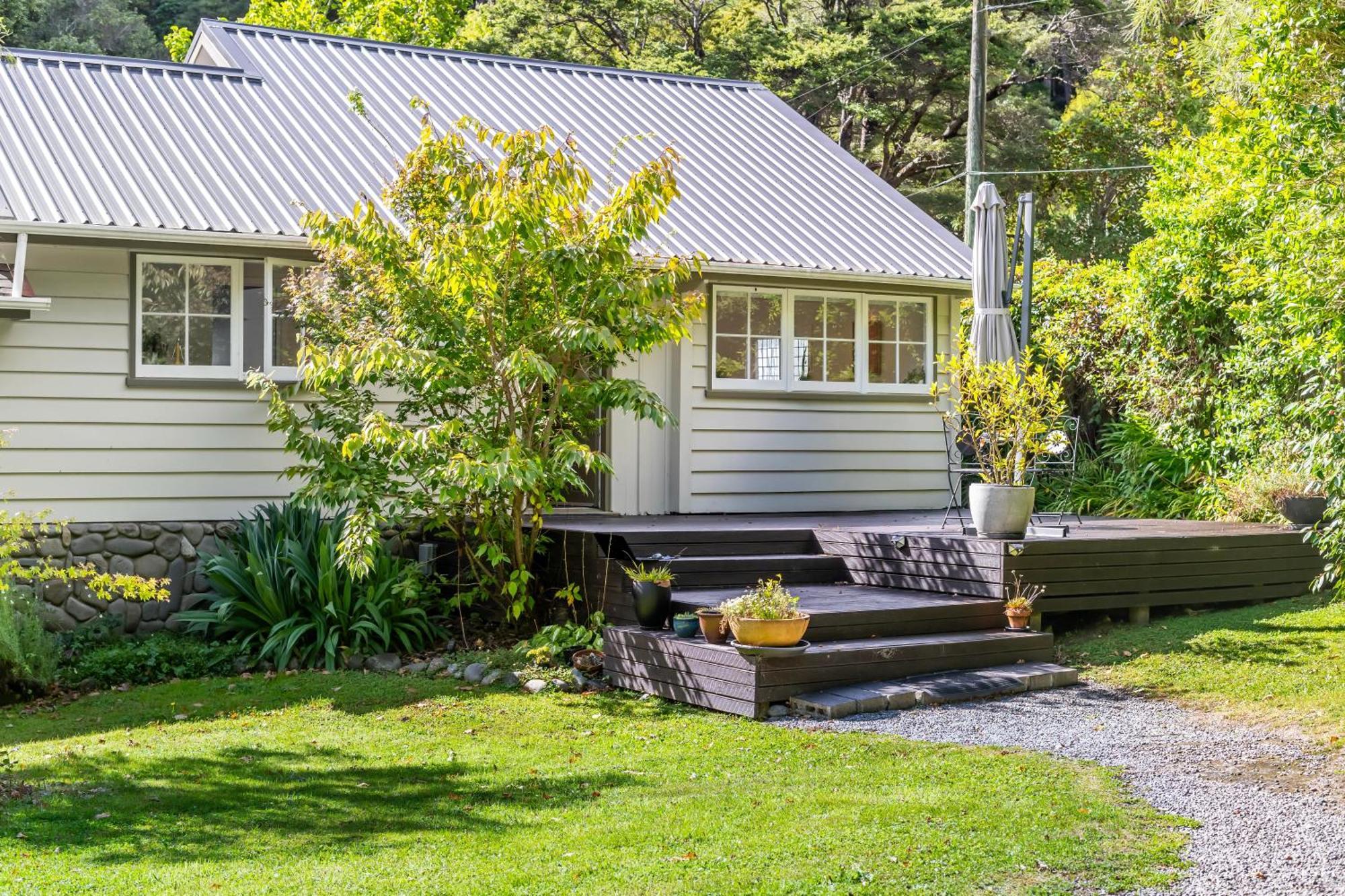 Pinehaven Cottage Upper Hutt Bagian luar foto