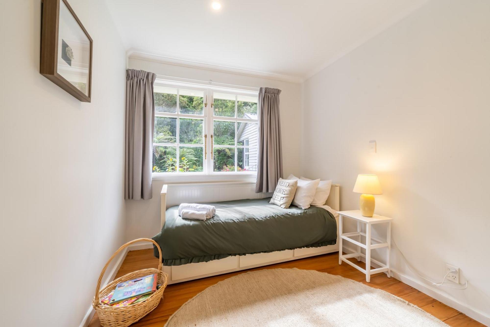 Pinehaven Cottage Upper Hutt Bagian luar foto