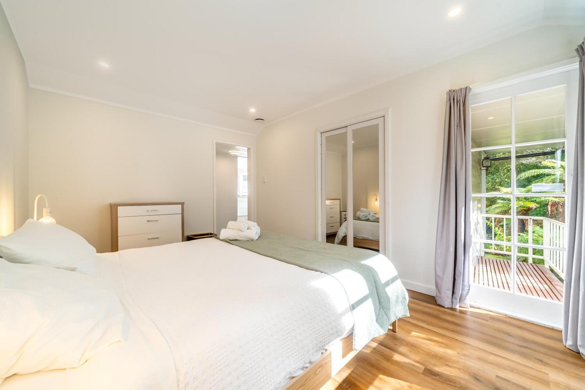 Pinehaven Cottage Upper Hutt Bagian luar foto