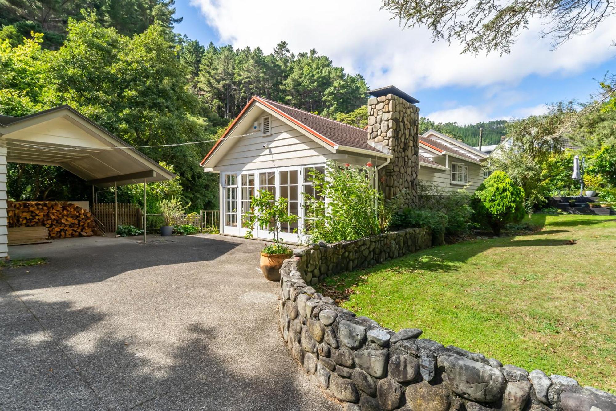 Pinehaven Cottage Upper Hutt Bagian luar foto
